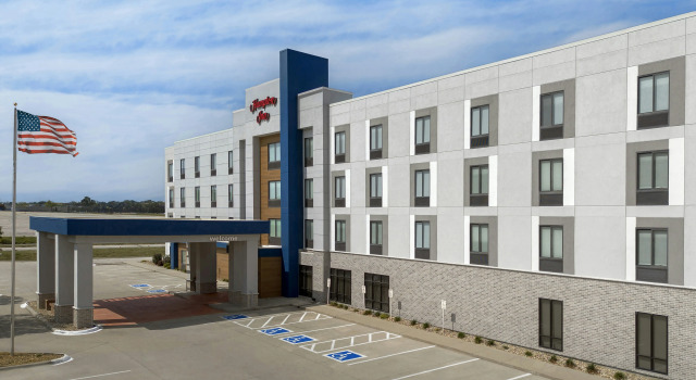 Hampton Inn Waterloo Cedar Valley, Брондау Қонақ үй Уатэрлу Iowa