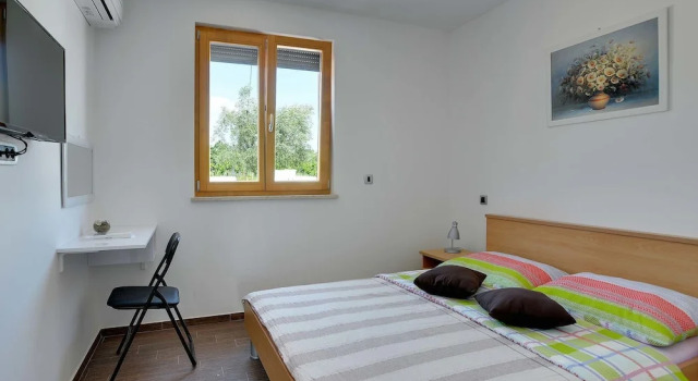Modern Villa Consisting of two Apartments With Private Pool, Near the Beach, Забронировать Апартаменты/квартира Отели Медулин с бассейном, Бассейн