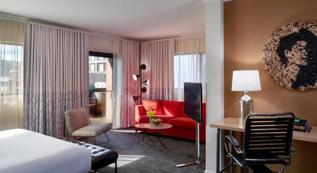Двухместный номер Premium с балконом Kimpton Hotel Vintage Portland by IHG
