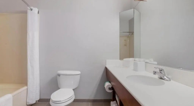Люкс Garner Hotel La Porte - Bay Area