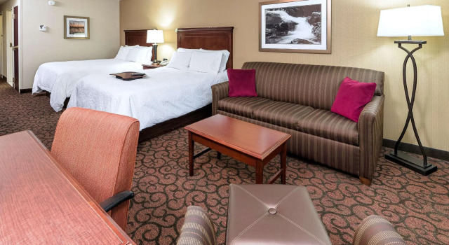 Четырёхместный номер Standard Hampton Inn Littleton