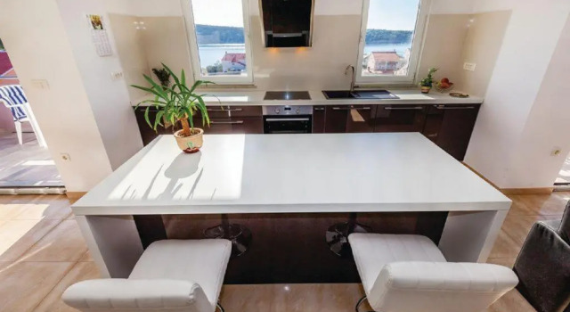 Deluxe Apartment Apartments Host