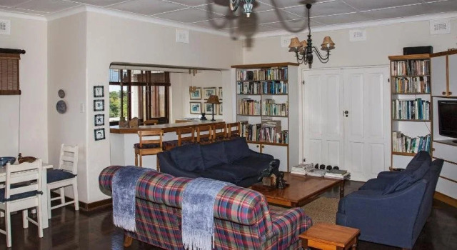 Golf House, Забронировать Отель Саутбрум Durban South Coast, рядом с Southbroom Golf Club