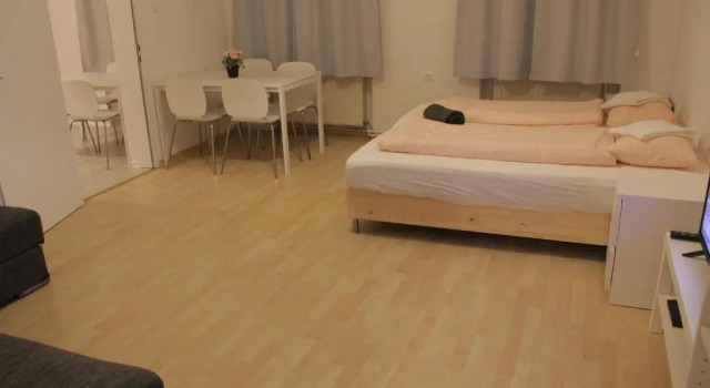 Апартаменты с 3 комнатами Hauptbahnhof Apartments S3