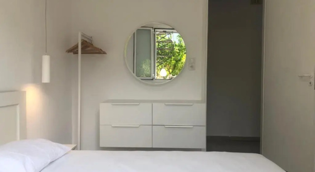 Modern Apartment 10mins from the Beach, Buchen Sie Ferienwohnung Kefalonia 