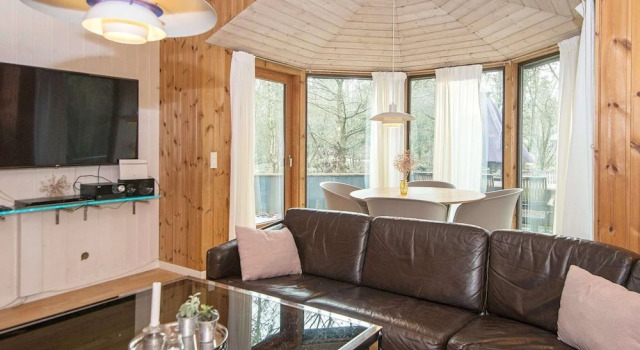 Tranquil Holiday Home in Jutland With Whirlpool, Rezervovat Hotel  