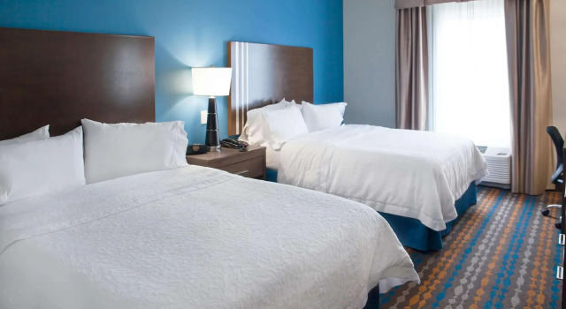 Четырёхместный номер Standard Hampton Inn Kenedy