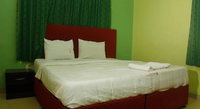 Двухместный номер Standard Ikeja Transit Hotel