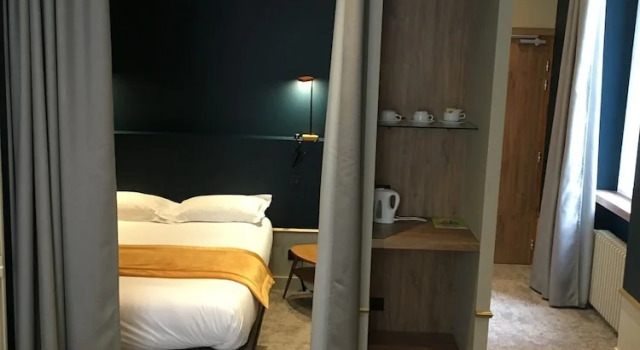 Четырёхместный номер Standard Hotel Brasserie Armoricaine