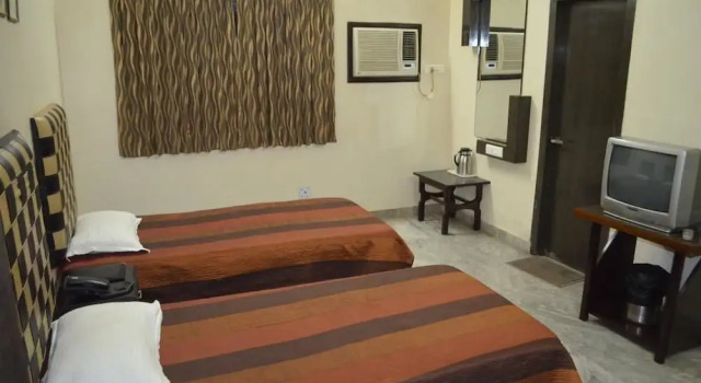 Hotel RK Palace, Réserver Hôtel Pakur West Bengal