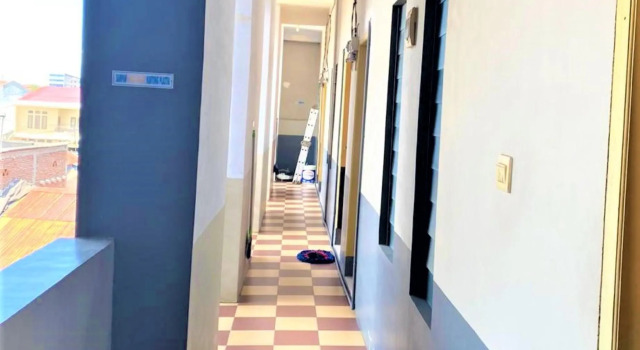 Lodgins Wahyu Pelita, Prenota Hotel Hotel a Sulawesi con parcheggio, Parcheggio