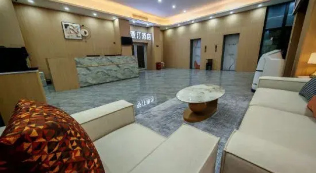 Yating Hotel (Tianjin Ancient Culture Street Tourist Area), Забронировать Отель Нанкай Тяньцзинь, рядом с Jinshi Bridge Station