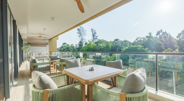 Апартаменты Royal Laguna Beachside residences apartamens, walking distance to the sea