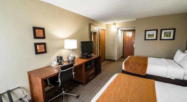 Четырёхместный номер Standard Spark by Hilton Wytheville Holston Rd I 81