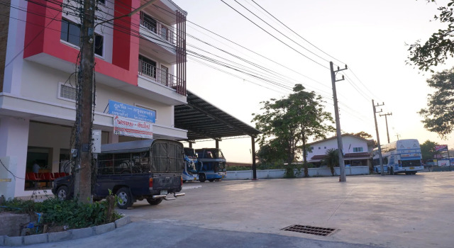 Phurua Inn, Varaa Hotelli Hotellit North-Eastern Thailand pysäköinnillä, Pysäköinti