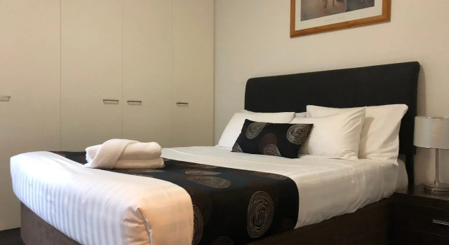 Accent Accommodation at Docklands Melbourne, Забронировать Отель Докландс Мельбурн, рядом с Пристань для яхт «Е»