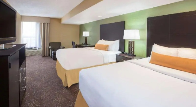 Best Western Plus Sterling Inn, Забронировать Отель Стерлинг-Хайтс Detroit Metropolitan Area