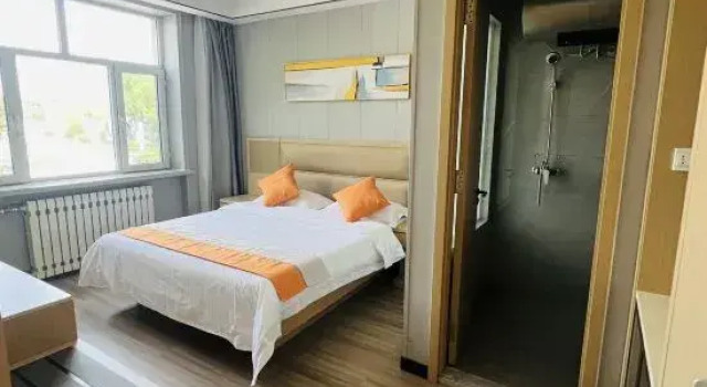 Люкс Business Ningcheng Mountain Chahua Hotel