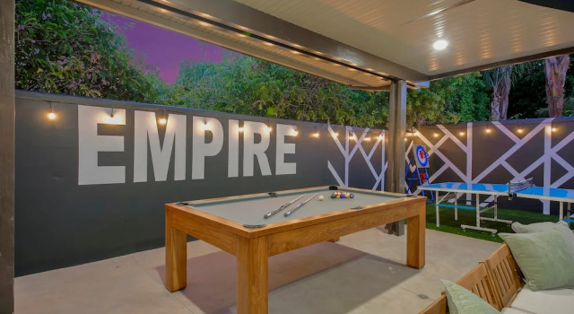 Коттедж Empire State 7br, Golf, Waterslide, Gamerm
