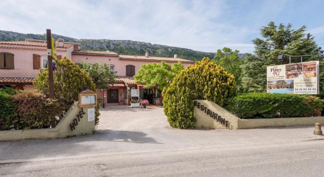 Lou Pèbre d'Aï, Book Hotel Plan-d'Aups-Sainte-Baume Green Provence