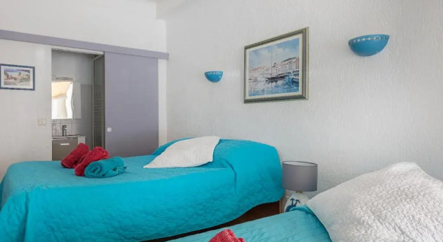 Трёхместный номер Standard Hôtel LEscale Au Soleil