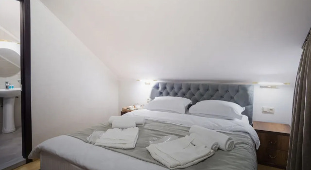 Hotel 9 rooms