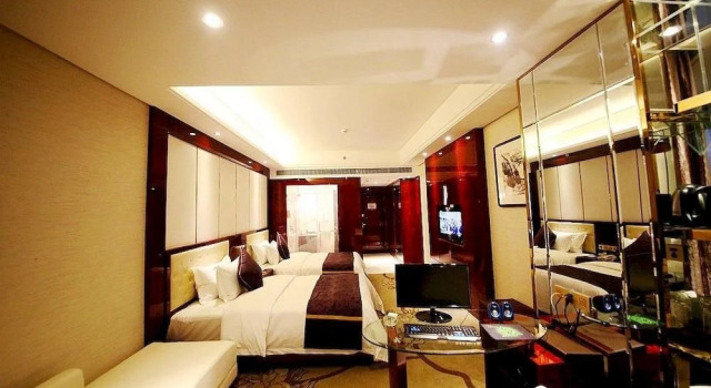 Hollyear XK Hotel, Rezerwuj Hotel Hotele biznesowe w Changsha, 4* 5*