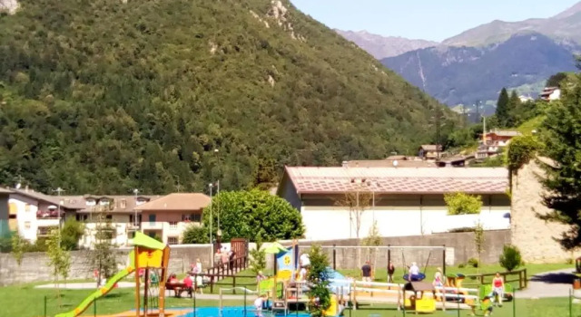 Апартаменты с балконом Bilocale a Piazza Brembana