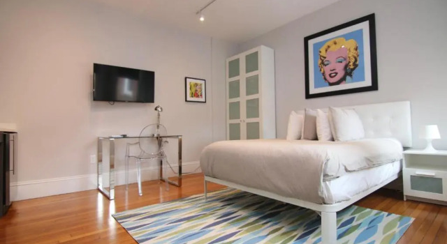 A Stylish Stay w/ a Queen Bed, Heated Floors.. #21, Rezervasyon Otel Brooklyn Boston