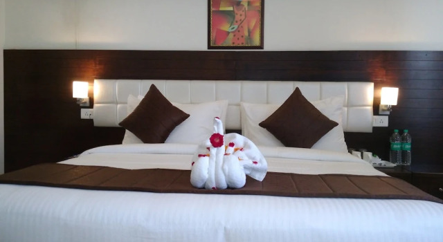 Двухместный номер Deluxe Hotel Holiday Hill