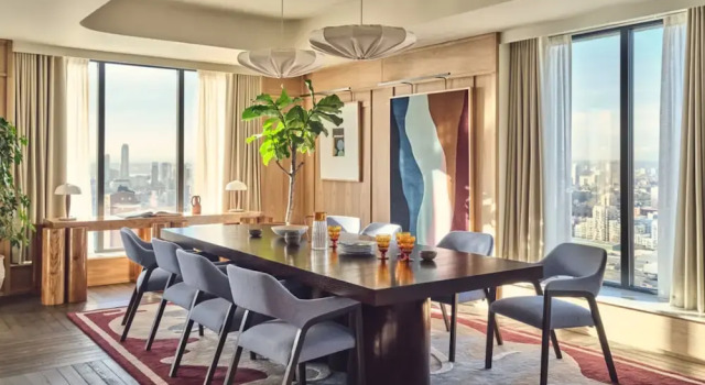 Апартаменты Elegant Two-bedroom Flat With a Spacious Balcony
