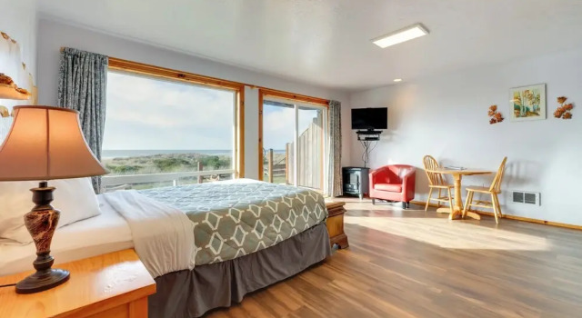Sanderling Sea Cottages, Unit 14, Buchen Sie Ferienwohnung San Marine USA