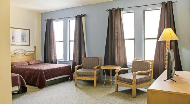 Двухместный номер Standard OYO Historic Cameron Hotel Brownsville I-69E