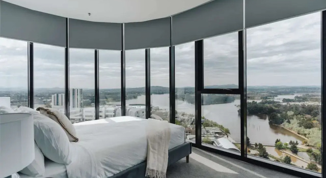 Panoramic Lake View 2-bed With Pool,, Брондау Қонақ үй Belconnen New South Wales