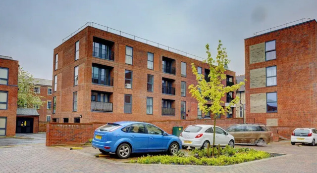 Lovely Flat in Kiln Close With Free Parking, Забронировать Отель Отели Англии 3 звезды, 3*