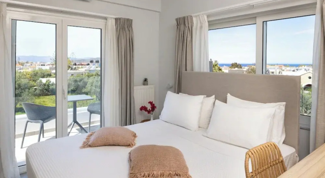 Студия Standard Sueno Studios and Apartments
