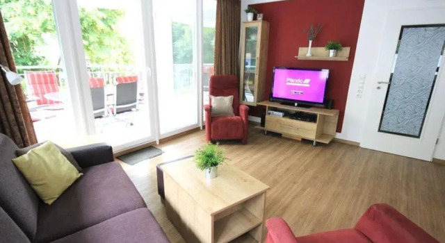 Ferienwohnung-304-Hohe-Lith-strandnah-mit-eigenem-Strandkorb-am-Meer