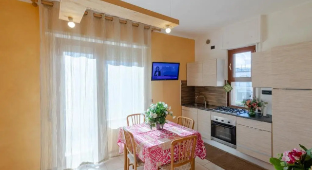Апартаменты 088 - Casa Azzurra, Loano in centro a 300 Metri dal mare e spiaggia