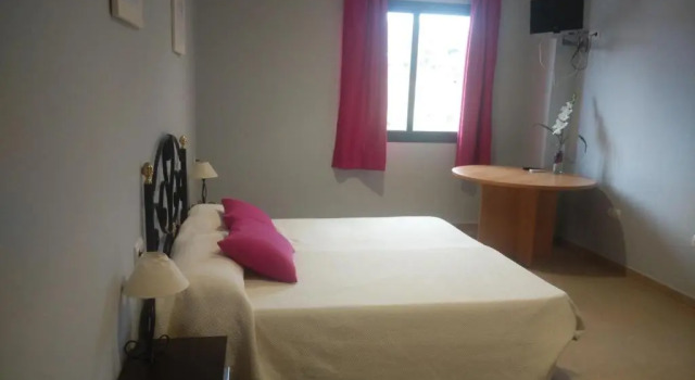 Одноместный номер Standard Hostal la Molina