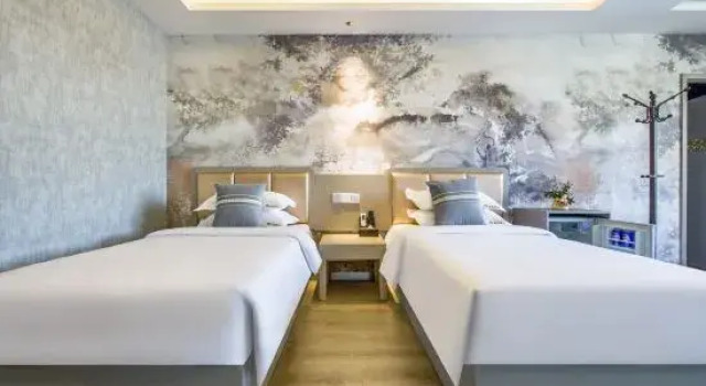 Люкс Meiyi Hotel(Urumqi Hongshan Park Xinxing Street Subway Station Store)