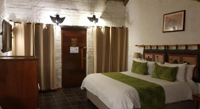 Двухместный номер Deluxe Misty Hills Country Hotel