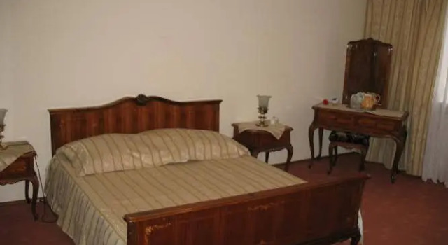 CRANG, Buchen Sie Hotel Buzău 