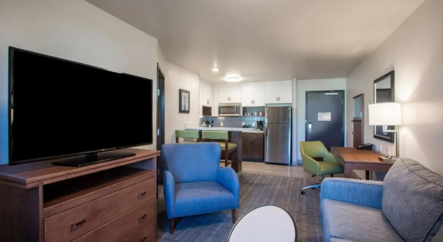 Четырёхместный люкс Staybridge Suites - Sioux Falls Southwest by IHG