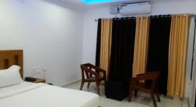 Makil House