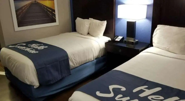 Days Inn by Wyndham Thomson