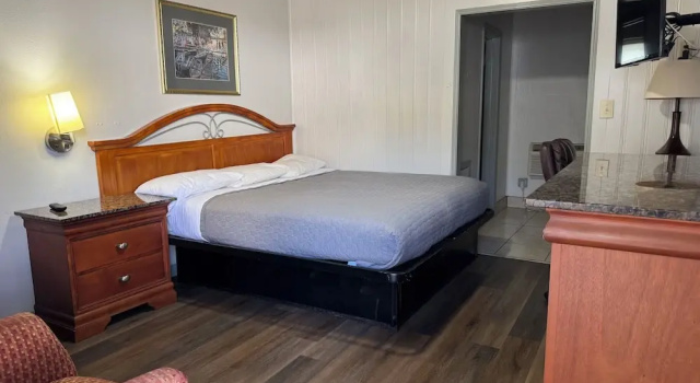 Royal Inn, Varaa Mini-hotelli Eustis Florida
