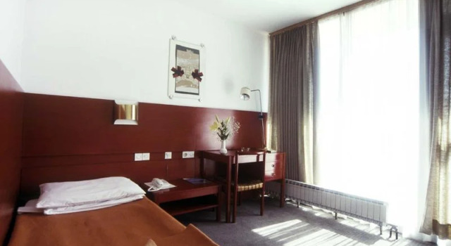 Onogost, Rezervasyon Otel Niksic Niksic County