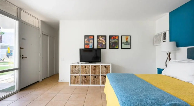 Monkey Tree Hotel 6 in Palm Springs, Забронировать Отель Отели Палм-Спрингса с парковкой, Парковка