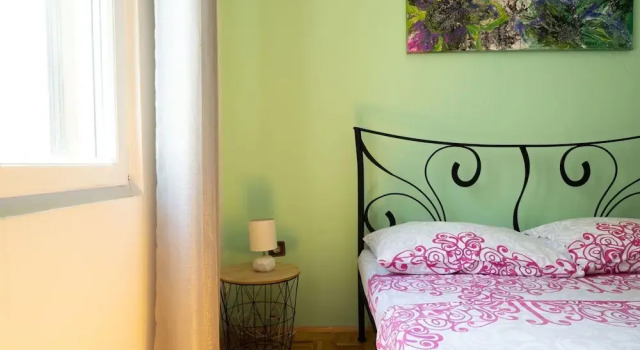 Апартаменты Simplistic Holiday Home in Rogoznica near the Seabeach