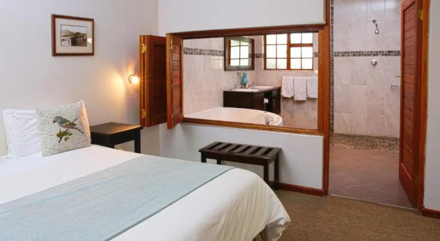 Номер Deluxe Queen Manor Boutique Guest House